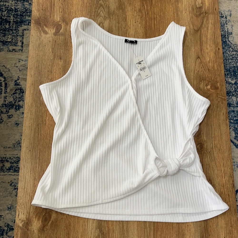 Express sleeveless top